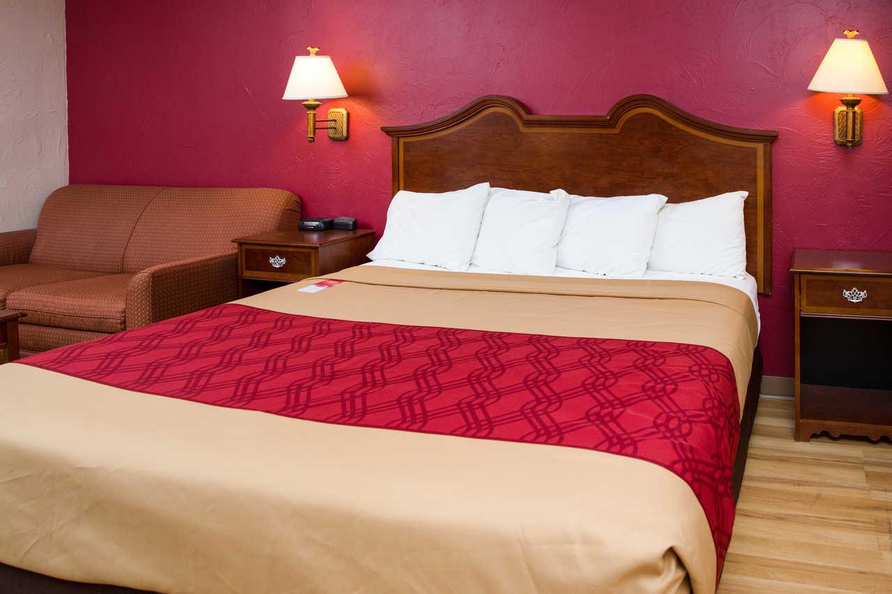 Econo Lodge Sturbridge Route 20 Bagian luar foto
