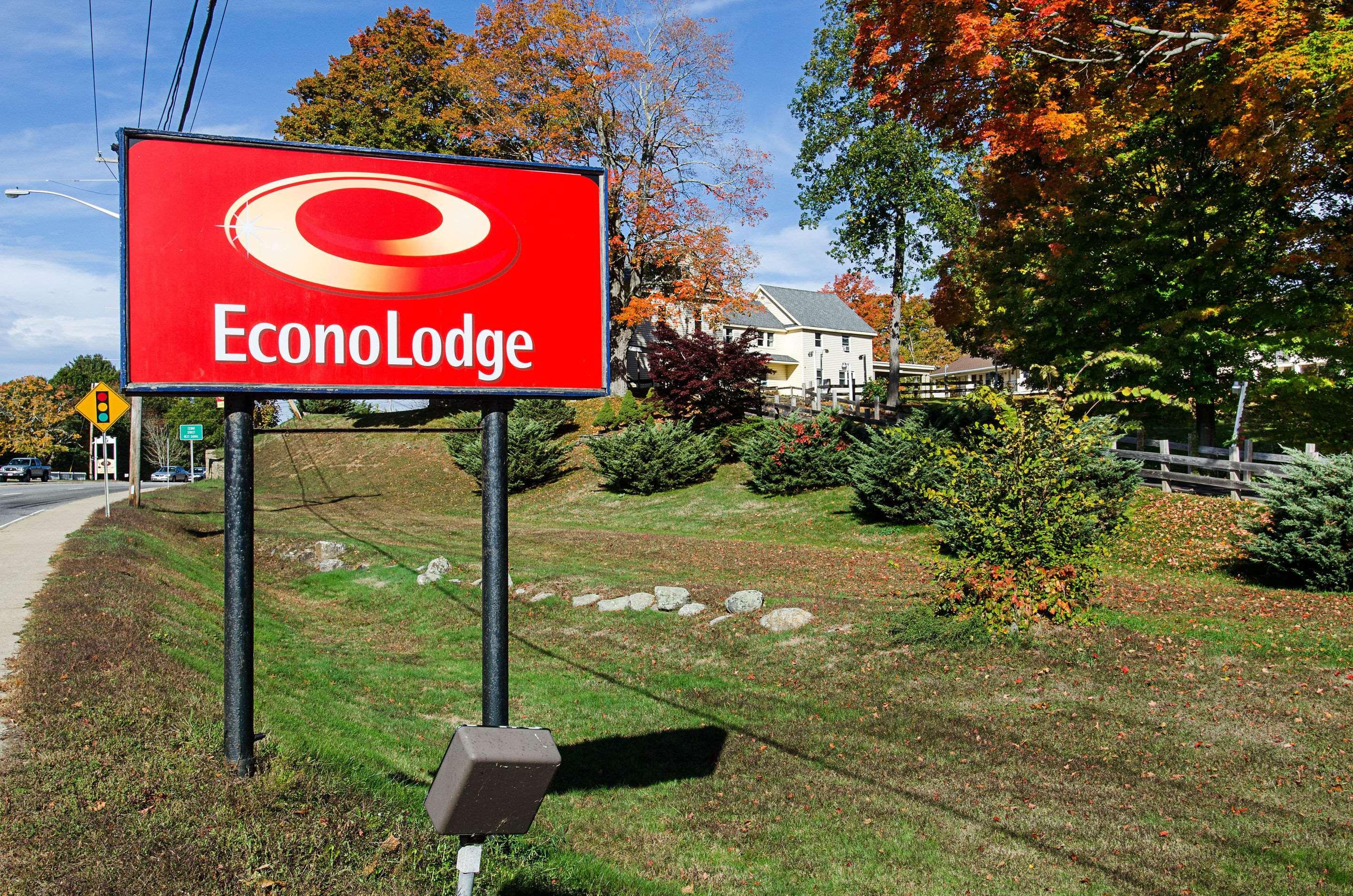 Econo Lodge Sturbridge Route 20 Bagian luar foto