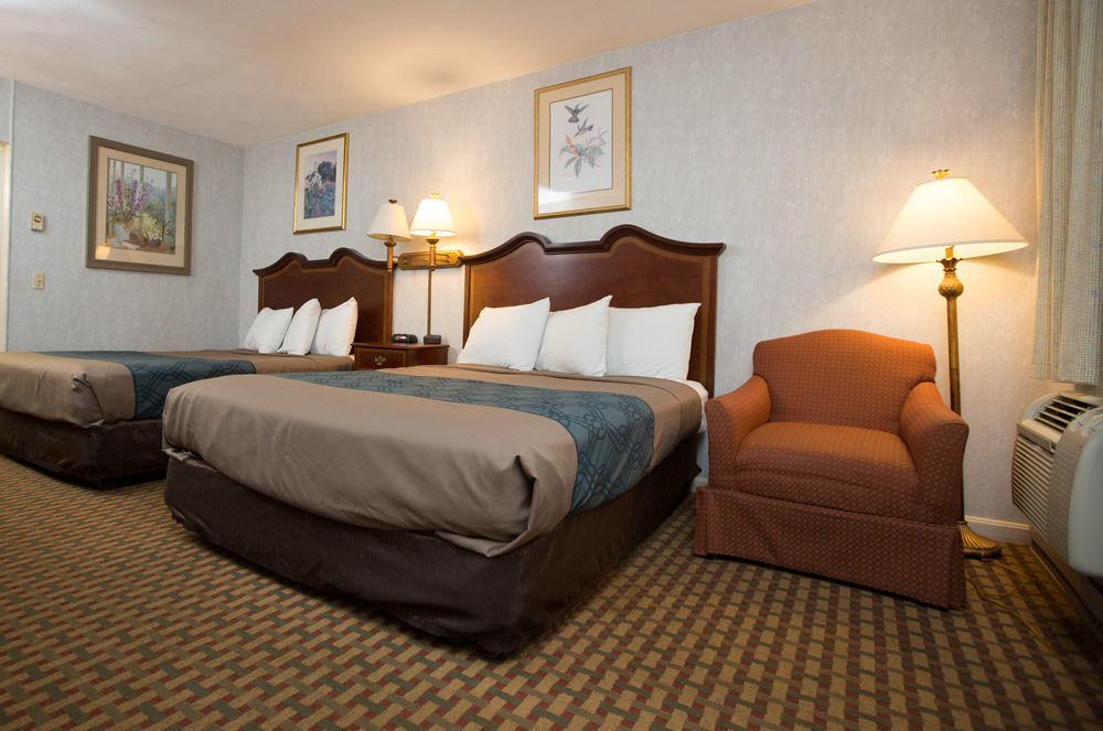 Econo Lodge Sturbridge Route 20 Bagian luar foto