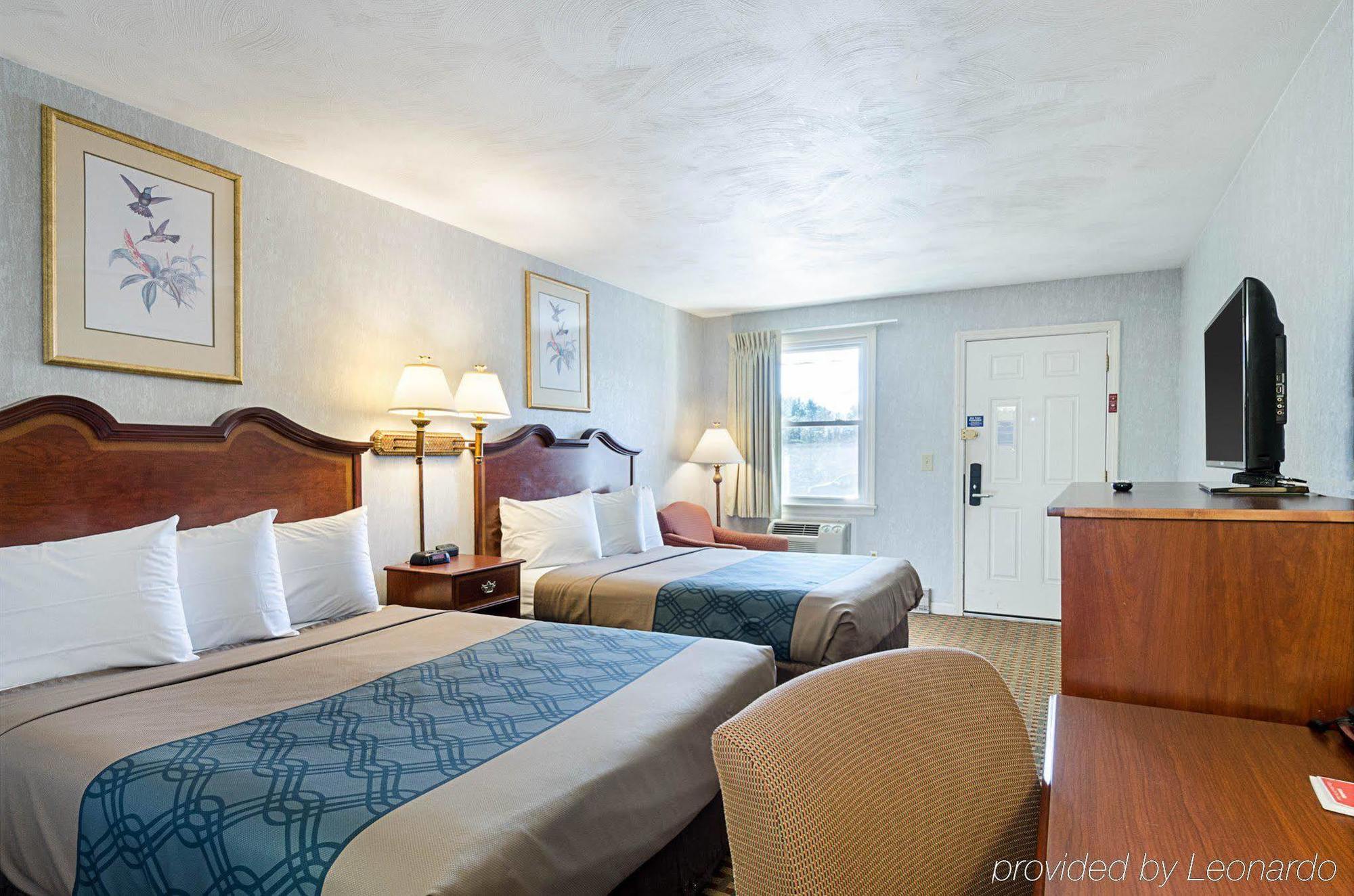 Econo Lodge Sturbridge Route 20 Bagian luar foto
